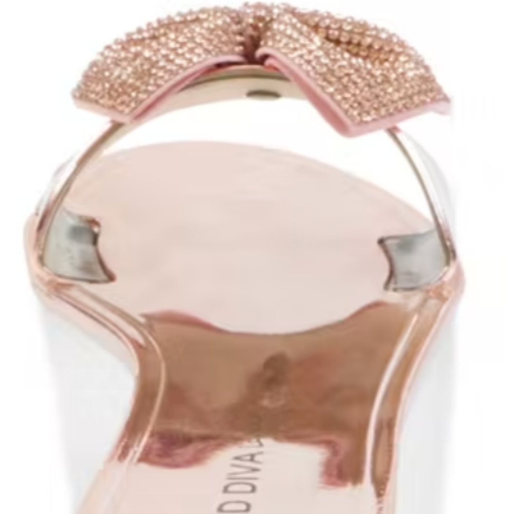 Sandals - Picture 4 of 4